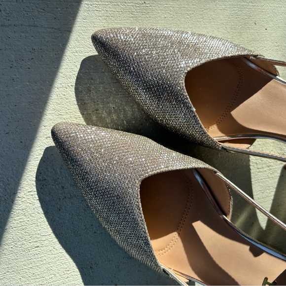 New Unisa, gold shiny, sparkling, sling back high heels, sandals, size 11 - Picture 5 of 9